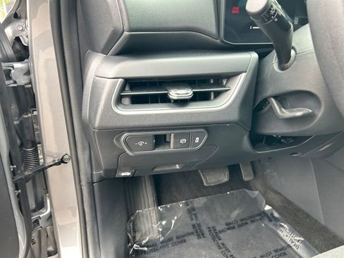 Used 2025 Kia K4 FWD image 20