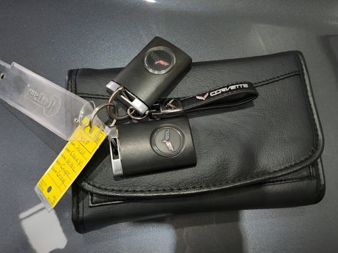 Used 2010 Chevrolet Corvette Coupe w/ 1LT image 20