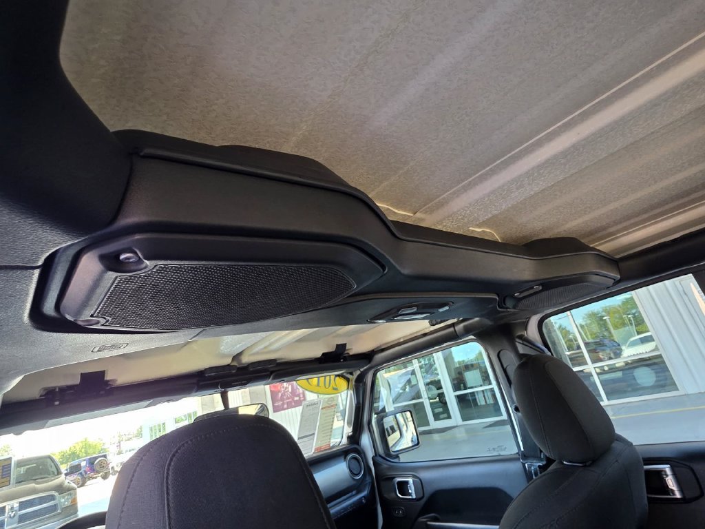 Certified 2019 Jeep Wrangler Unlimited Sport S AWD/4WD image 11