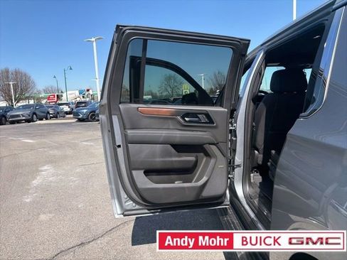 New 2026 GMC Yukon XL Denali w/ Sun & Power Step Package AWD/4WD image 26