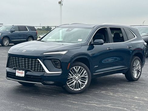 New 2027 Buick Enclave Avenir AWD/4WD image 2