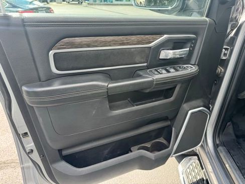 Used 2021 RAM 3500 Laramie AWD/4WD image 10