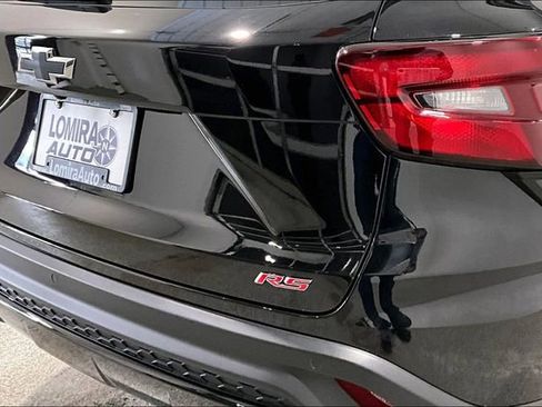 Used 2025 Chevrolet Trax RS image 25