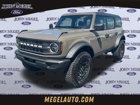 New 2026 Ford Bronco 4-Door w/ Sasquatch Package AWD/4WD image 1