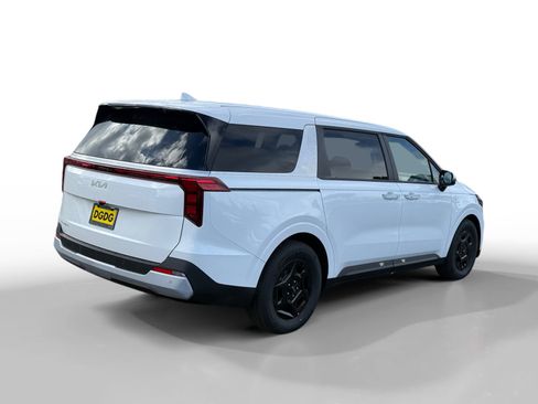 New 2026 Kia Carnival image 5