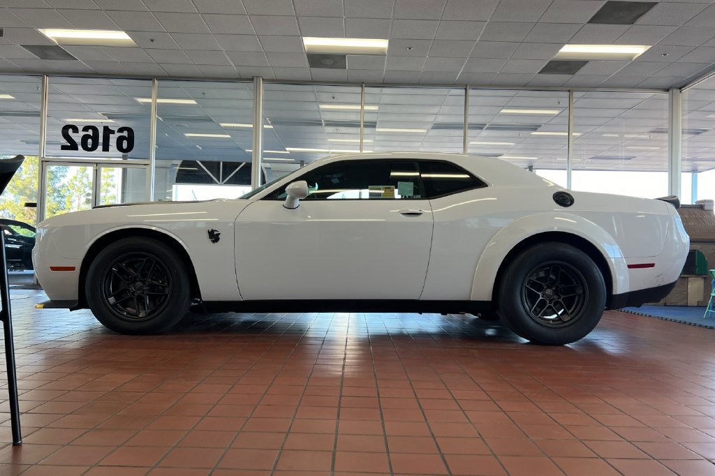 New 2023 Dodge Challenger SRT Hellcat Redeye RWD image 3