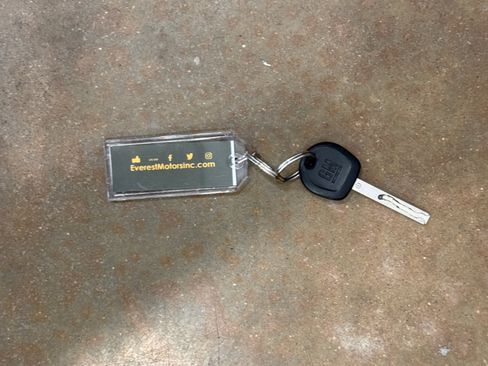 Used 2020 Chevrolet Express 2500 w/ Driver Convenience Package image 5