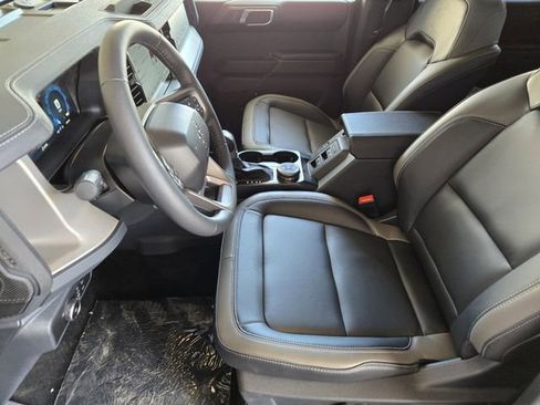 New 2025 Ford Bronco Outer Banks image 10