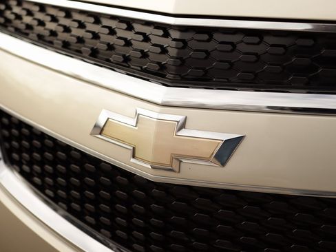 Used 2015 Chevrolet Equinox LT w/ Chrome Appearance Package image 31