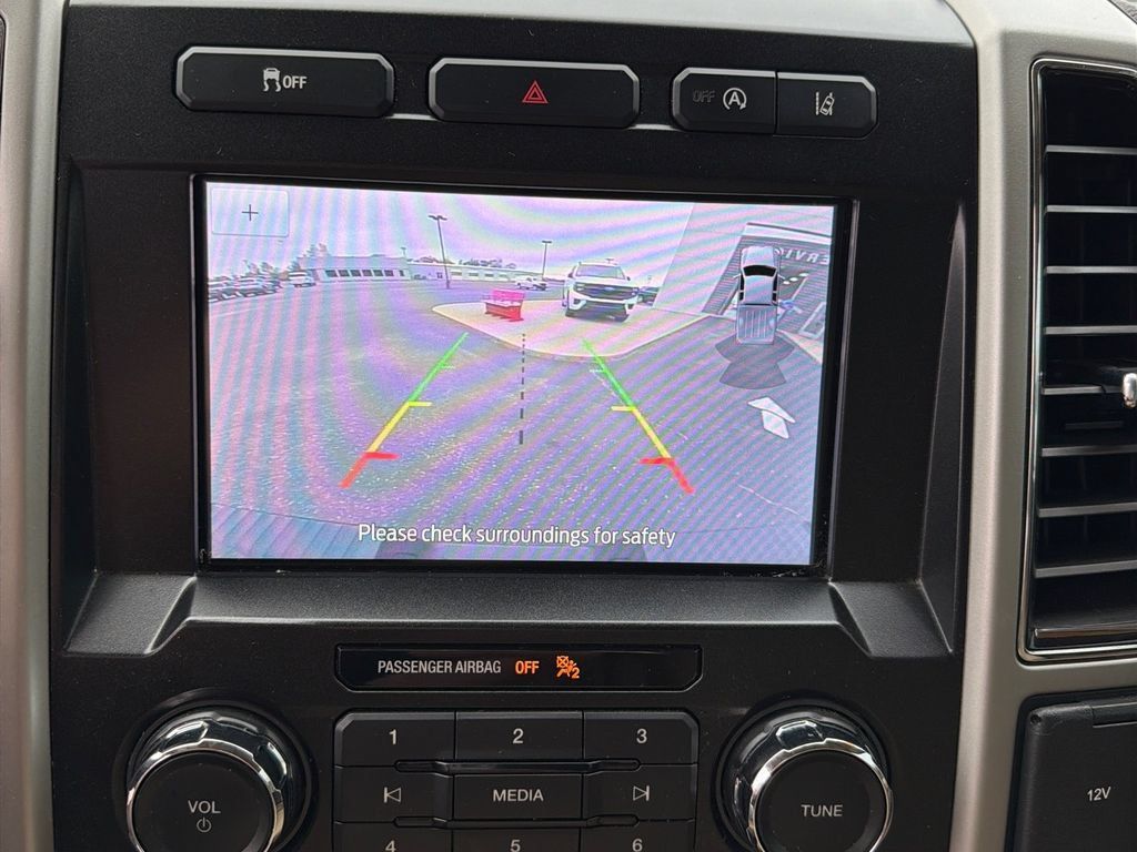Used 2020 Ford F150 Lariat RWD image 24