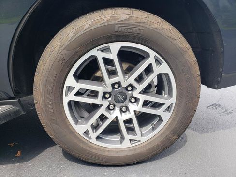 Used 2025 Ford Expedition Active AWD/4WD image 20