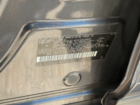 Used 2013 Toyota RAV4 XLE AWD/4WD image 20