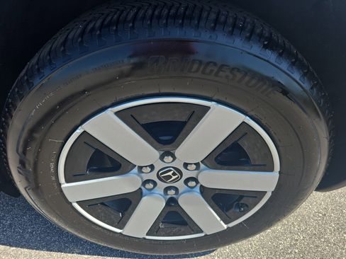 Used 2024 Honda Prologue Touring image 34