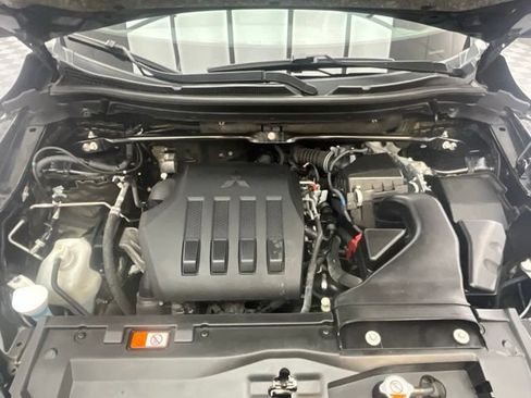 Used 2024 Mitsubishi Eclipse Cross LE AWD/4WD image 30