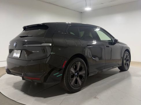 Used 2024 BMW iX xDrive50 w/ Sport Package AWD/4WD image 2