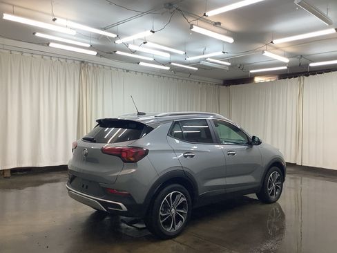 Used 2023 Buick Encore GX Select FWD image 5