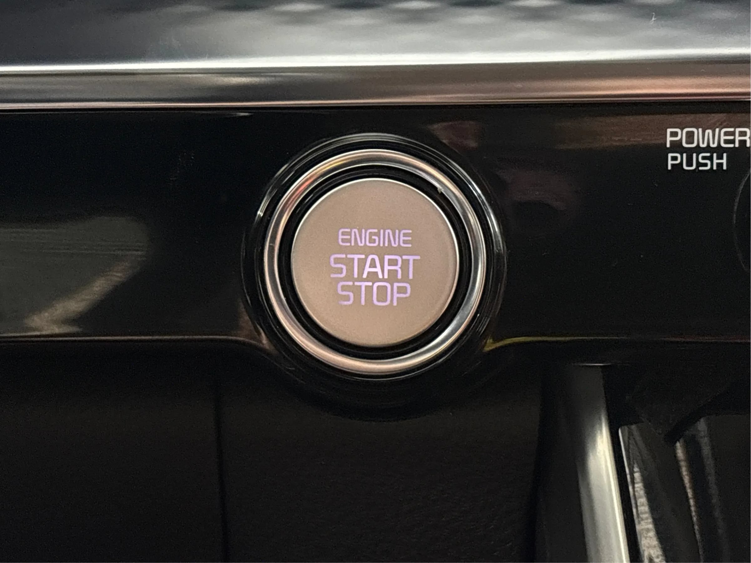 Used 2023 Kia Carnival SX Prestige FWD image 38