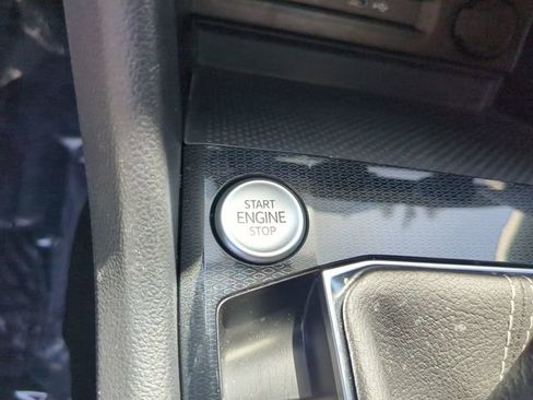 Certified 2025 Volkswagen Taos S FWD image 26