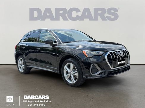 Used 2021 Audi Q3 2.0T Premium w/ Convenience Package AWD/4WD image 1