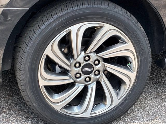 Certified 2023 Lincoln Navigator Reserve AWD/4WD image 15