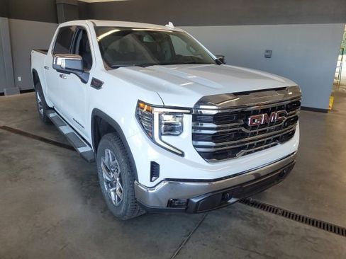New 2026 GMC Sierra 1500 SLT w/ SLT Premium Package image 2