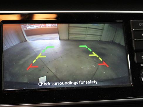 Used 2023 Nissan Kicks S image 40