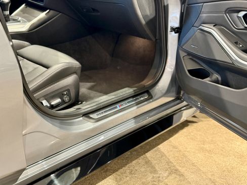 Used 2023 BMW M3 RWD image 44
