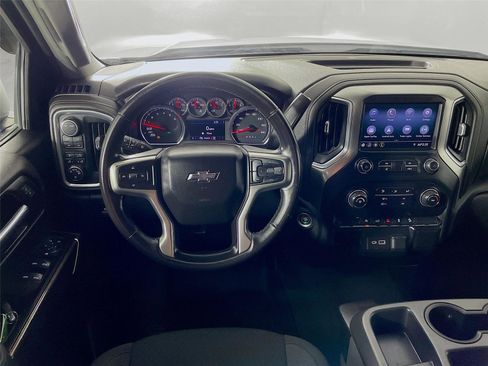 Used 2020 Chevrolet Silverado 1500 LT Trail Boss image 24