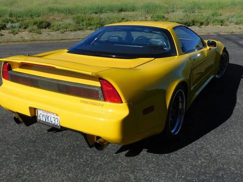 Used 1995 Acura NSX T RWD image 5