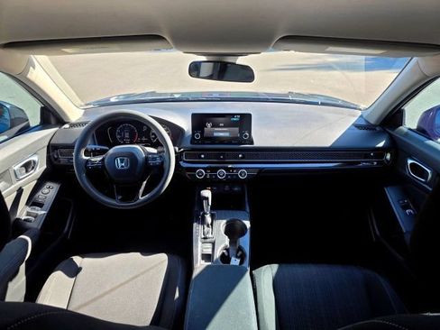 Used 2022 Honda Civic LX image 9