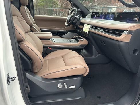 New 2026 Lincoln Navigator Black Label image 13