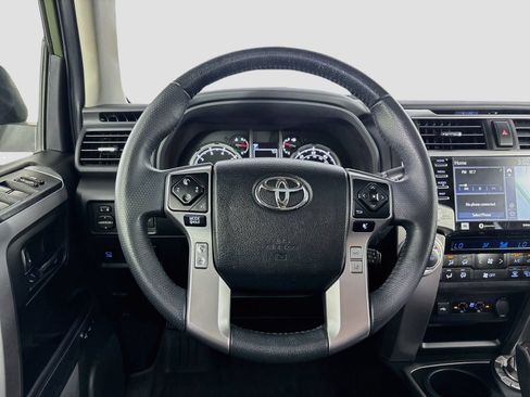 Used 2022 Toyota 4Runner Limited AWD/4WD image 11
