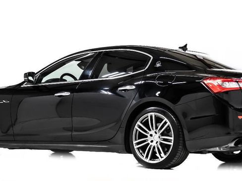 Used 2017 Maserati Ghibli RWD image 4