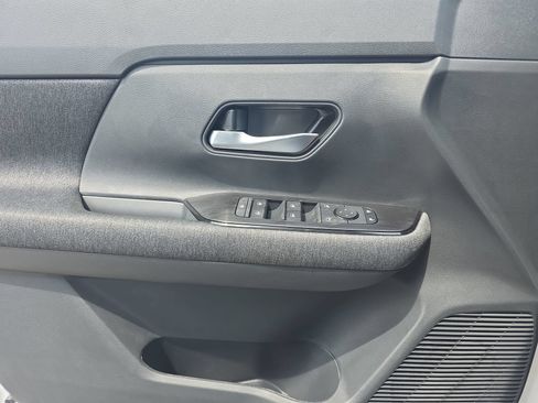 New 2027 Nissan Kicks SV w/ SV Premium Package FWD image 24