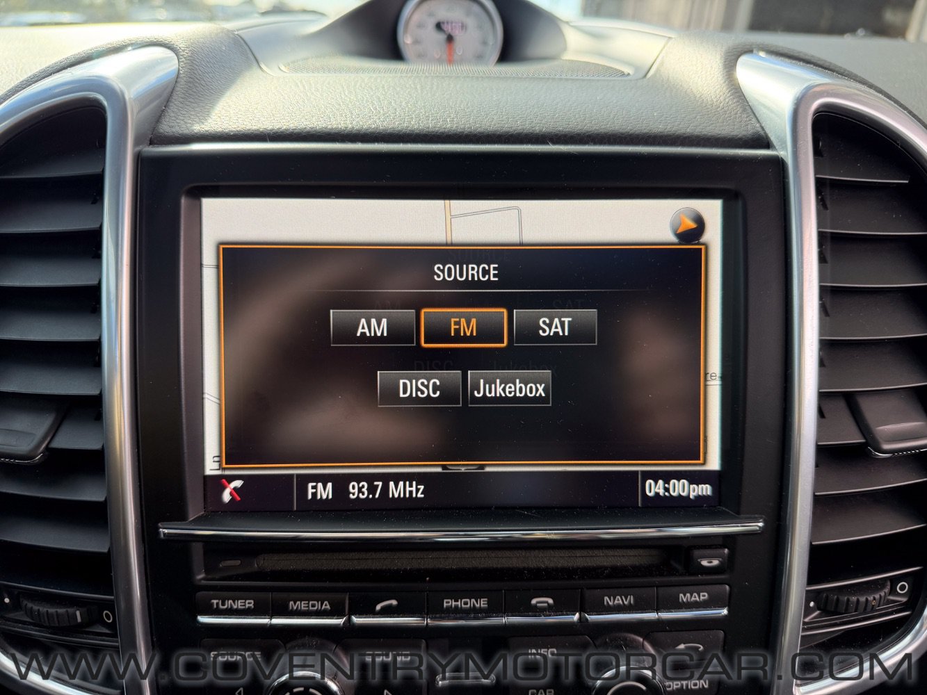 Used 2014 Porsche Cayenne S AWD/4WD image 23