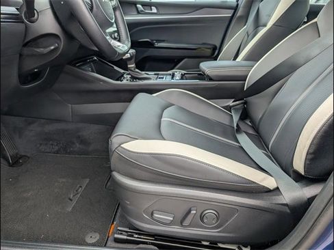 Used 2025 Kia K5 GT-Line image 9