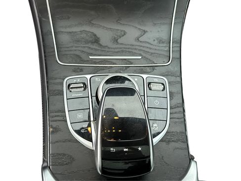 Used 2018 Mercedes-Benz GLC 350e 4MATIC image 18