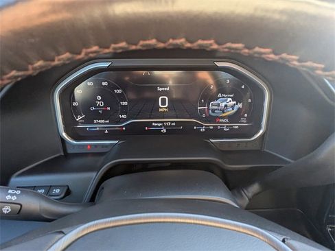 Used 2024 GMC Sierra 2500 AT4X w/ AT4X AEV Edition image 28