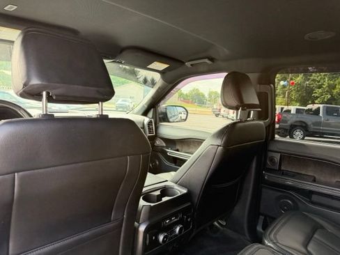 Used 2021 Ford Expedition Max Limited AWD/4WD image 32
