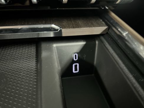 New 2026 GMC Acadia Denali Ultimate image 73