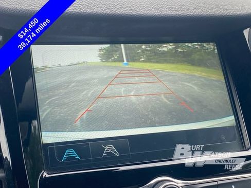 Used 2017 Chevrolet Trax Premier w/ Driver Confidence II Package FWD image 27