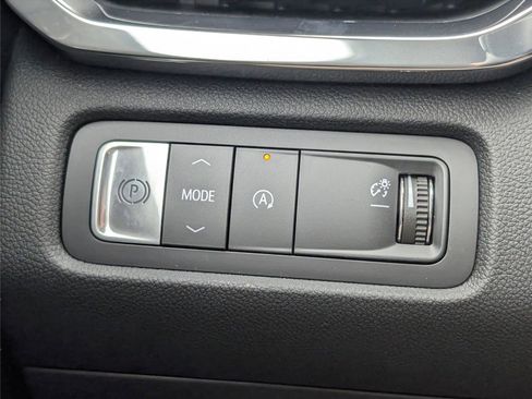 New 2026 GMC Acadia Denali w/ Super Cruise Package FWD image 22