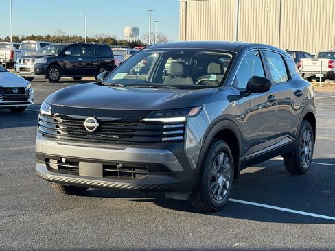 New 2026 Nissan Kicks S image 9