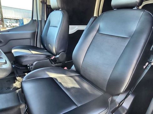 New 2026 Ford Transit 250 148 Medium Roof w/ Load Area Protection Package image 18