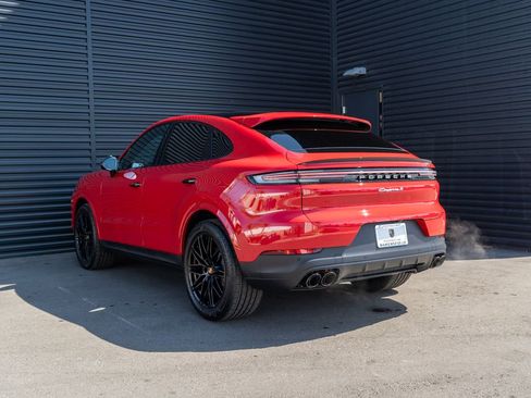 New 2026 Porsche Cayenne S AWD/4WD image 3