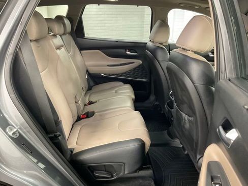 Used 2019 Hyundai Santa Fe Limited image 12