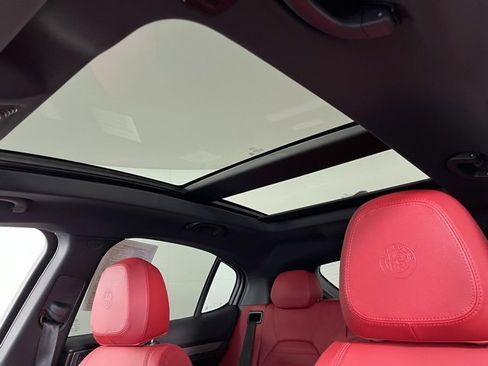 Used 2025 Alfa Romeo Stelvio Sprint w/ Veloce Package image 18