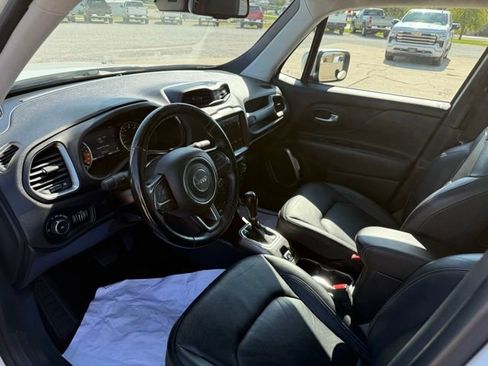 Used 2018 Jeep Renegade Limited w/ UConnect 8.4 Nav Group image 7