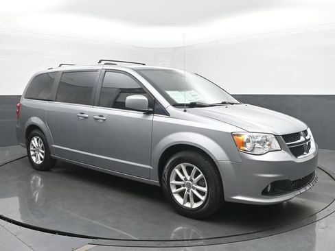 Used 2018 Dodge Grand Caravan SXT FWD image 7