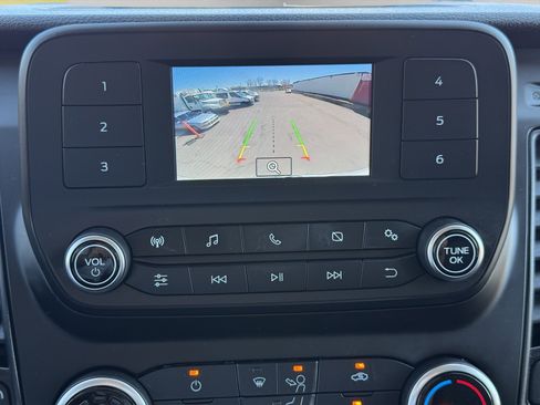 Used 2025 Ford Transit 250 148 Medium Roof image 27